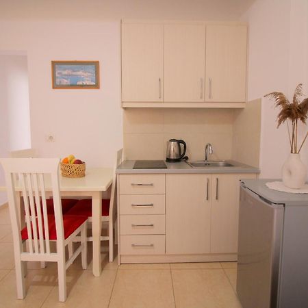 Afrimi Relax Apartments Sarande Ngoại thất bức ảnh