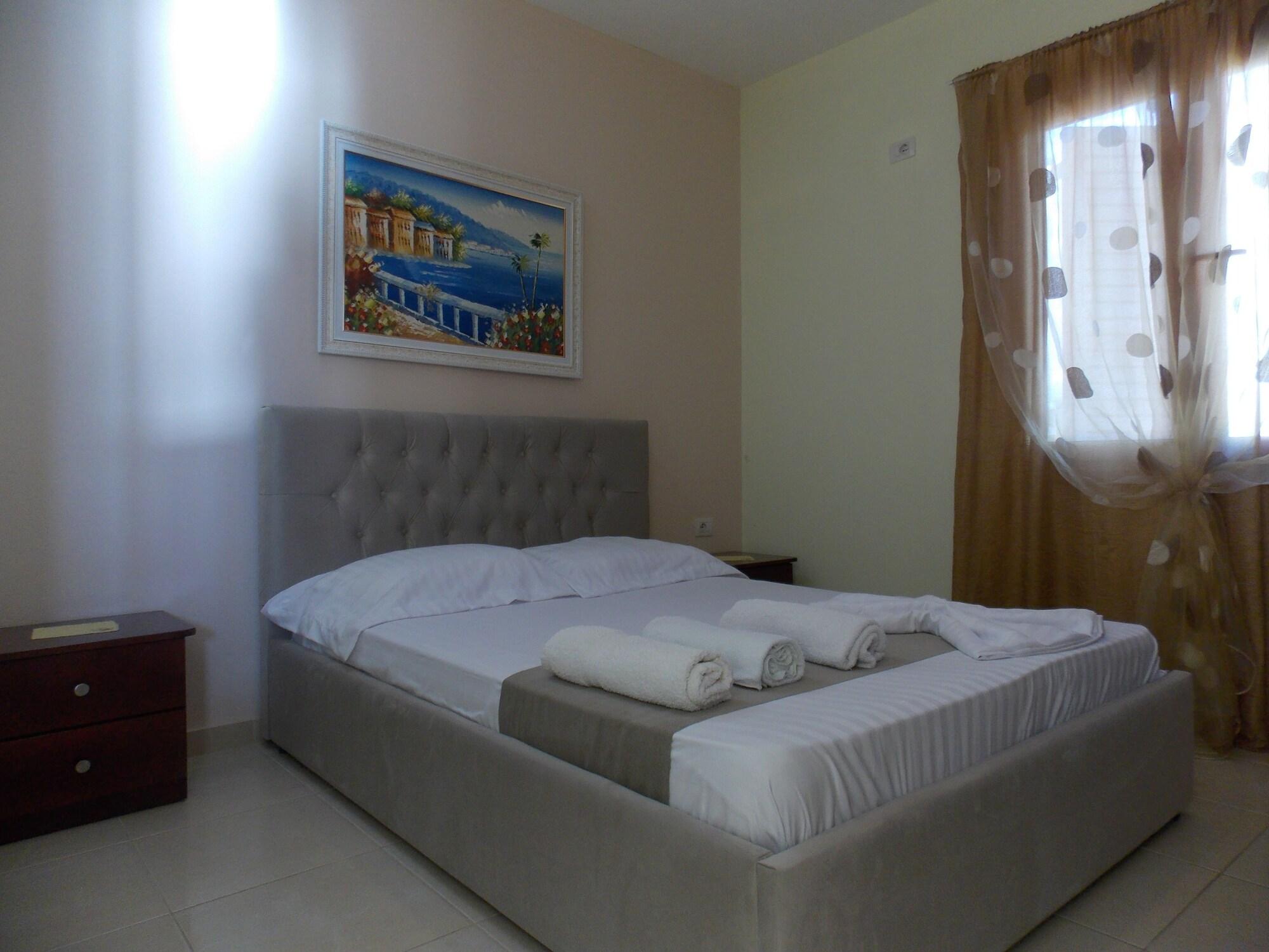 Afrimi Relax Apartments Sarande Ngoại thất bức ảnh