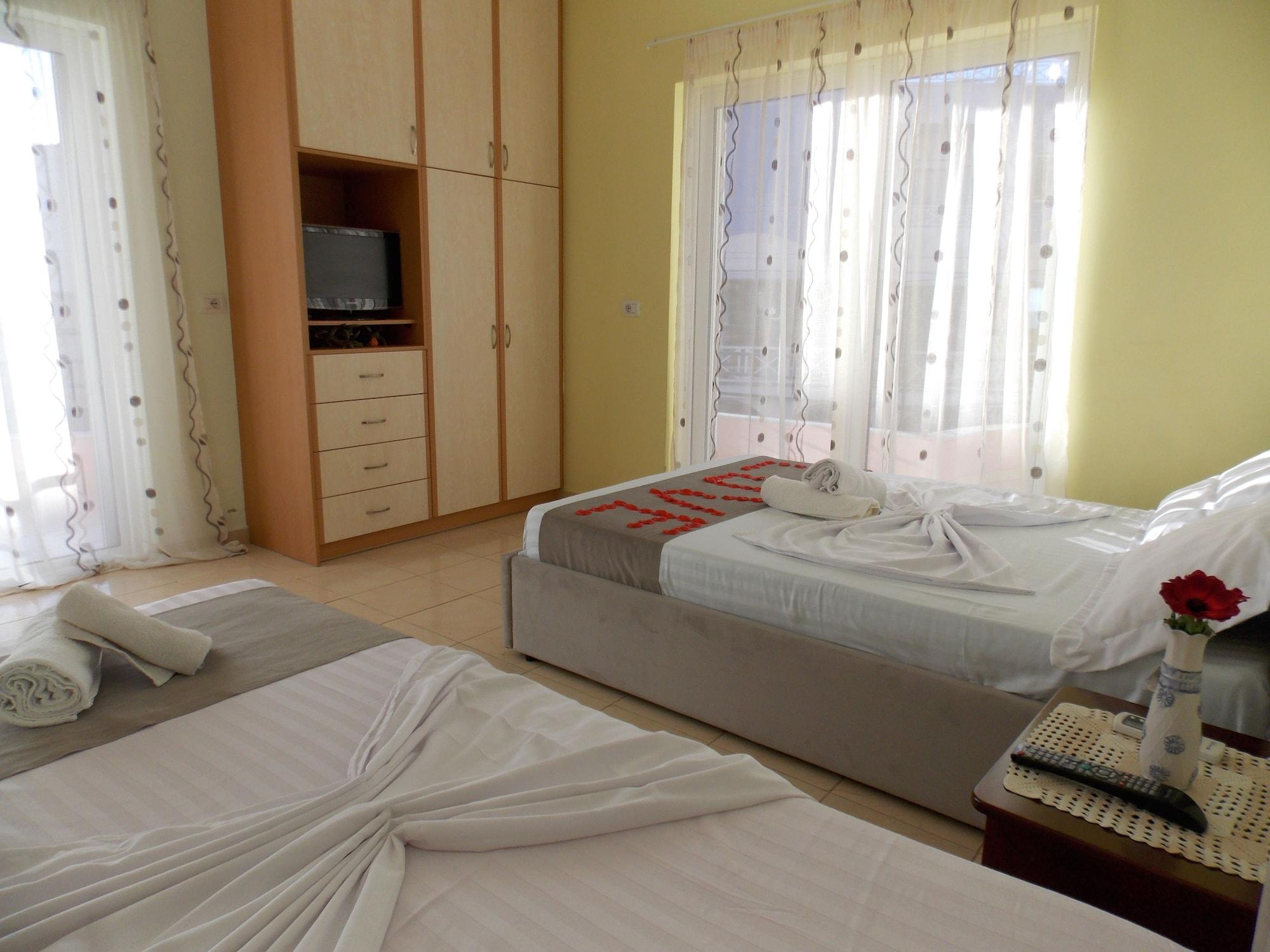 Afrimi Relax Apartments Sarande Ngoại thất bức ảnh