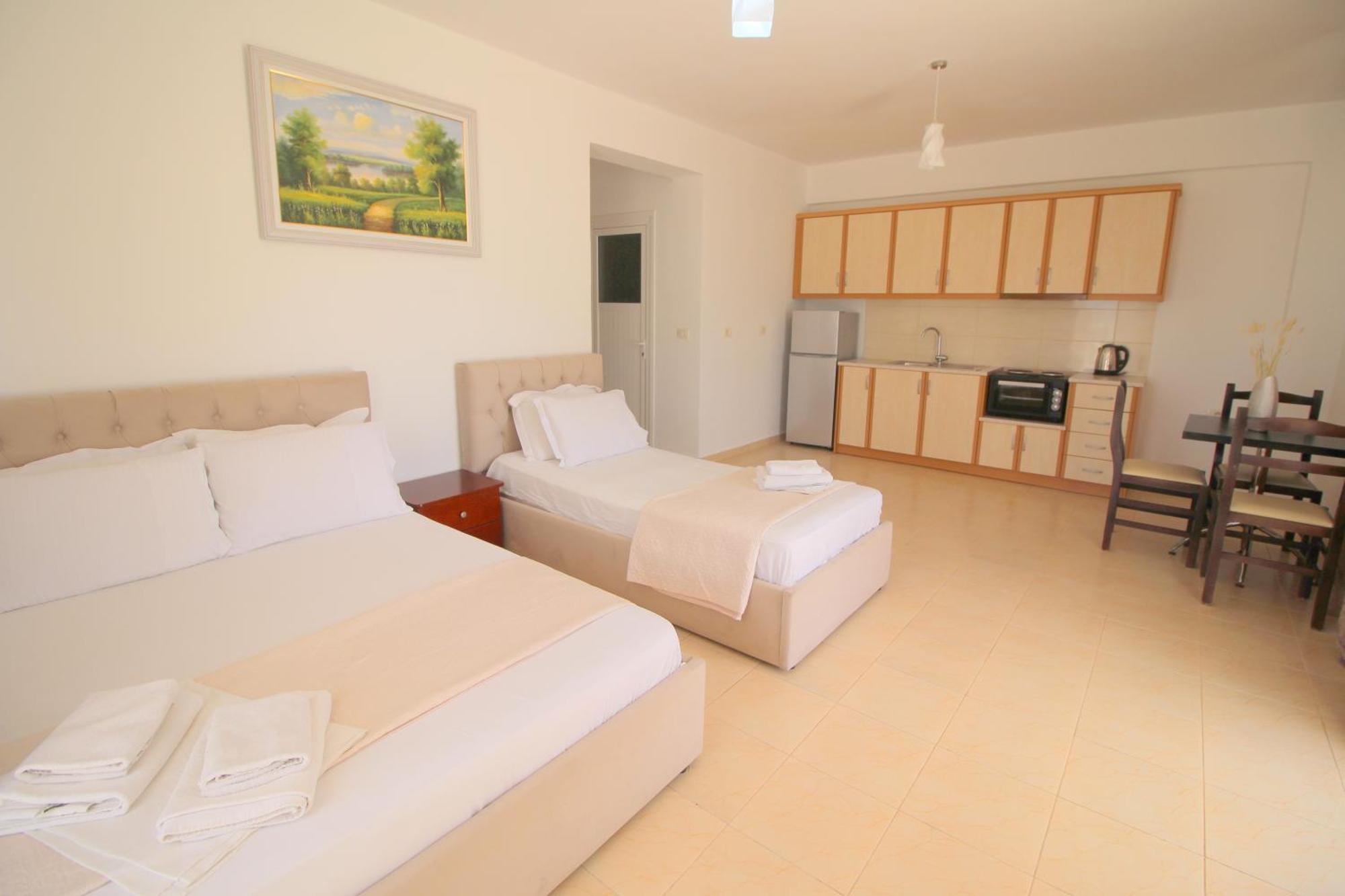 Afrimi Relax Apartments Sarande Ngoại thất bức ảnh
